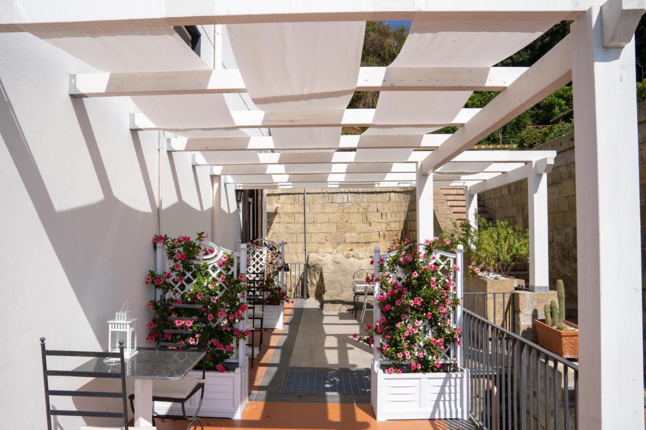 Le Stanze Di Sissi - Luxury Suites Napoli Dış mekan fotoğraf