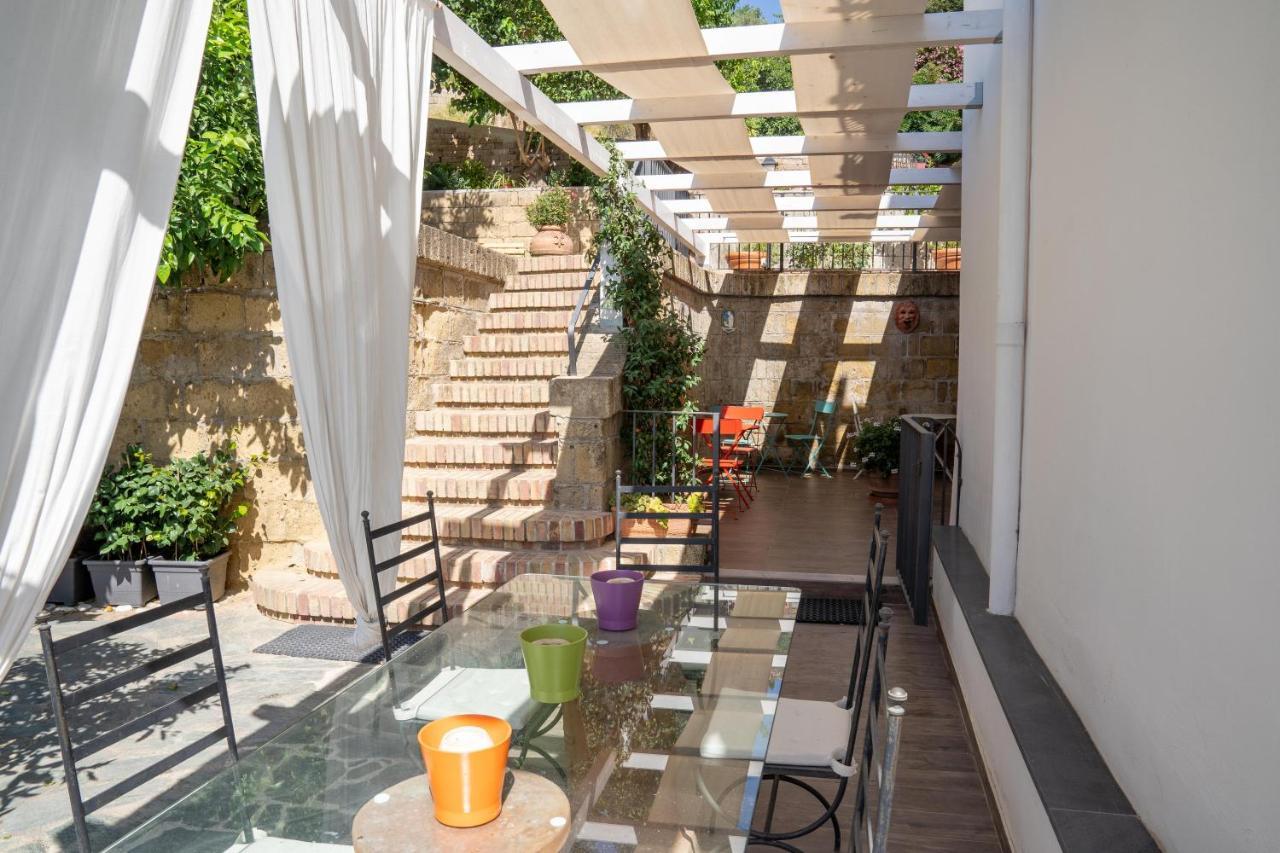 Le Stanze Di Sissi - Luxury Suites Napoli Dış mekan fotoğraf