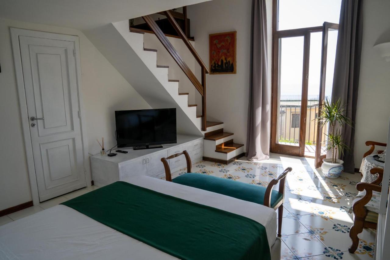 Le Stanze Di Sissi - Luxury Suites Napoli Dış mekan fotoğraf
