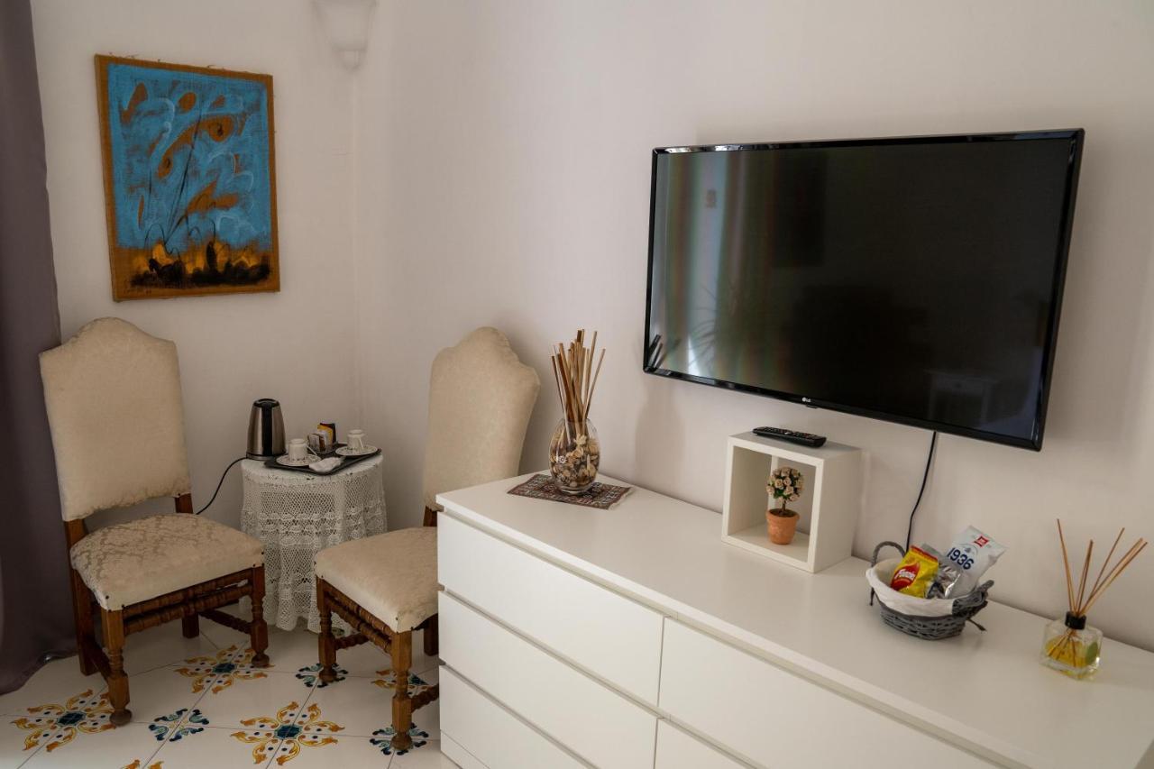 Le Stanze Di Sissi - Luxury Suites Napoli Dış mekan fotoğraf