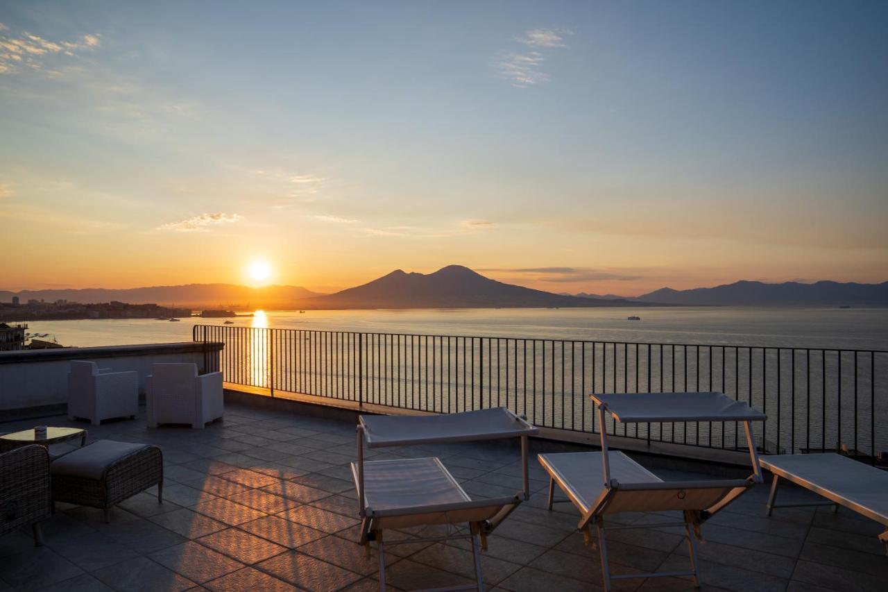 Le Stanze Di Sissi - Luxury Suites Napoli Dış mekan fotoğraf