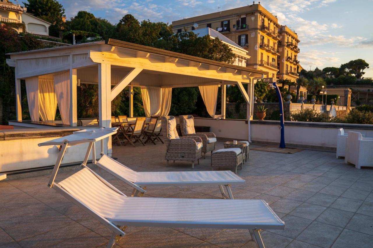 Le Stanze Di Sissi - Luxury Suites Napoli Dış mekan fotoğraf
